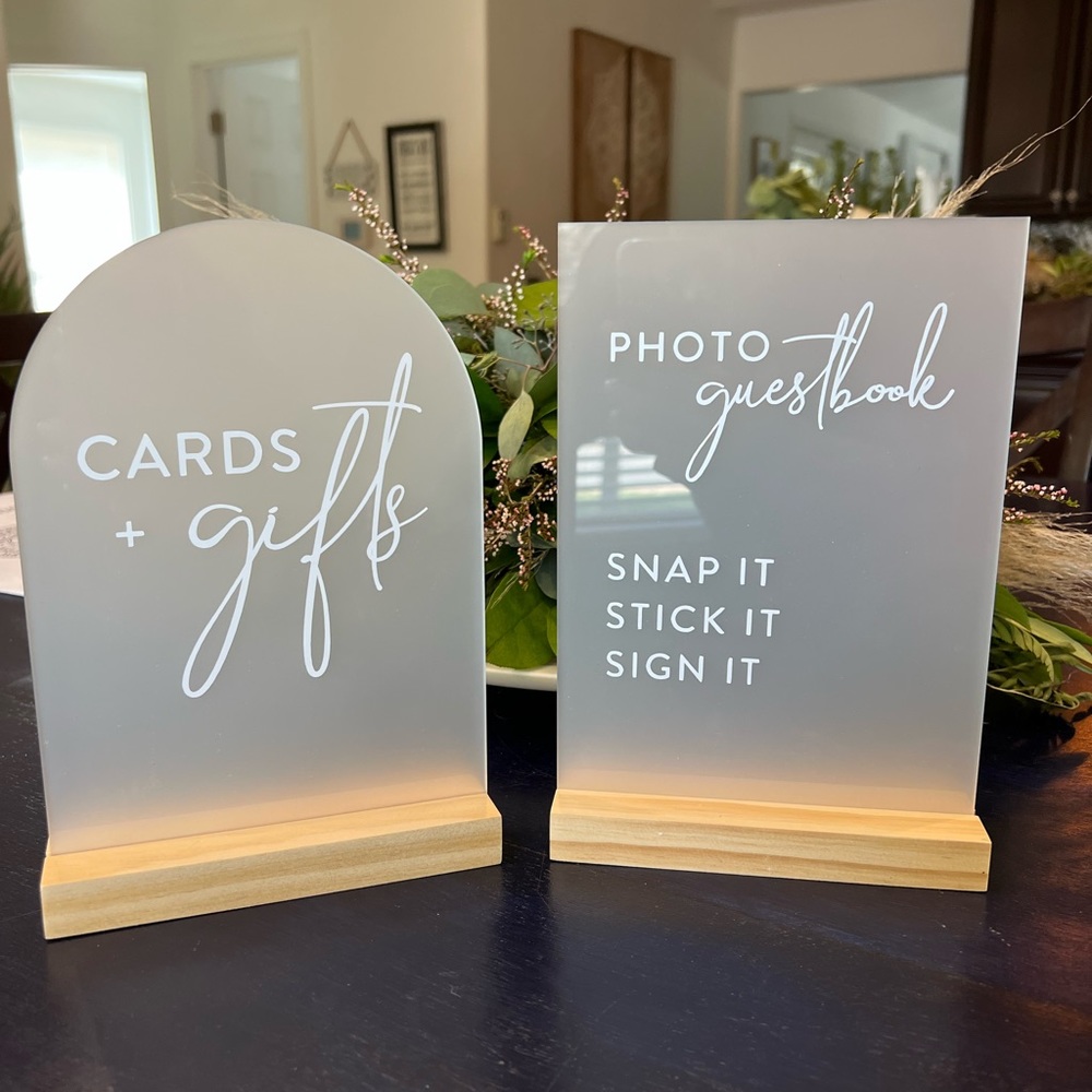 Acrylic signs